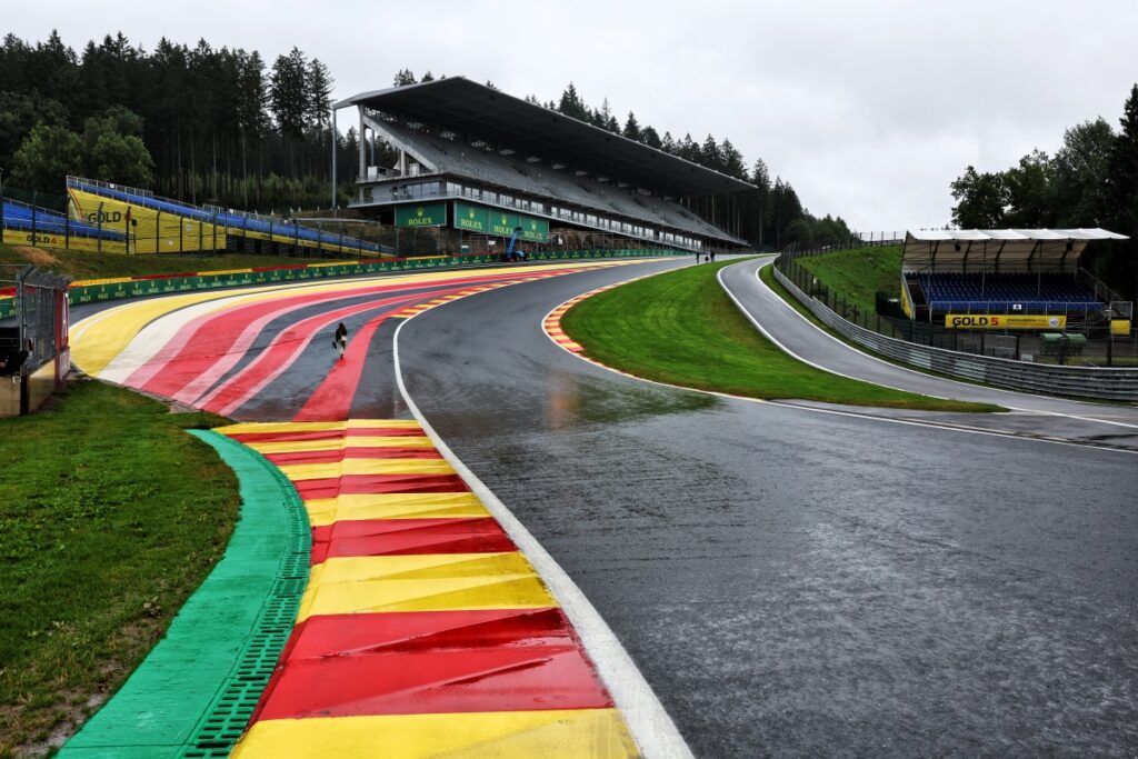Russell: layout da pista de Spa seguro o suficiente para a Fórmula 1