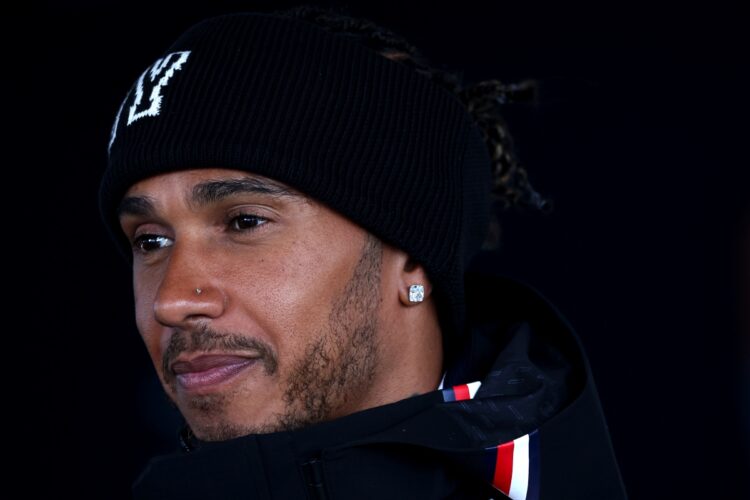 Wolff explica o motivo do atraso no contrato do Hamilton Mercedes F1