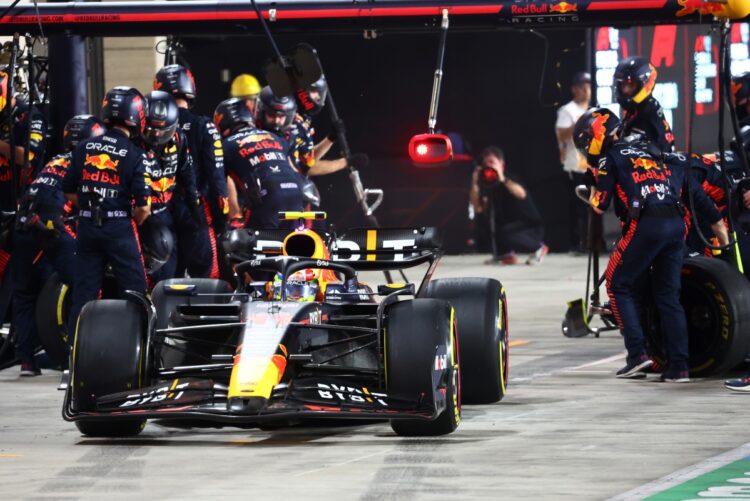 Horner explica por que pitstops obrigatórios na F1 não “fariam sentido”