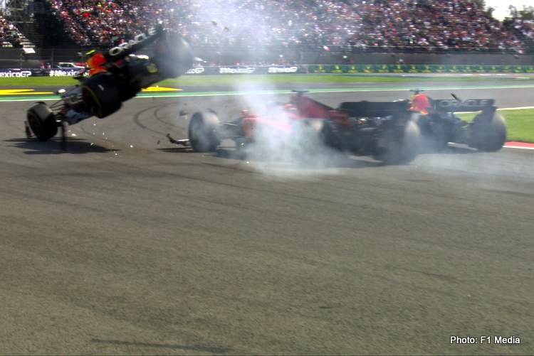 LECLERC: FIQUEI PRESO ENTRE OS DOIS RED BULLS LECLERC: FIQUEI PRESO ENTRE OS DOIS RED BULLS