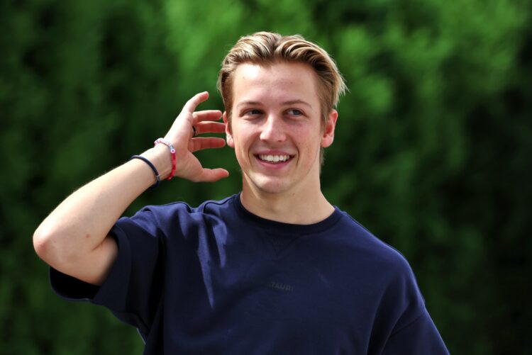 Lawson permanece na AlphaTauri para o GP do Catar