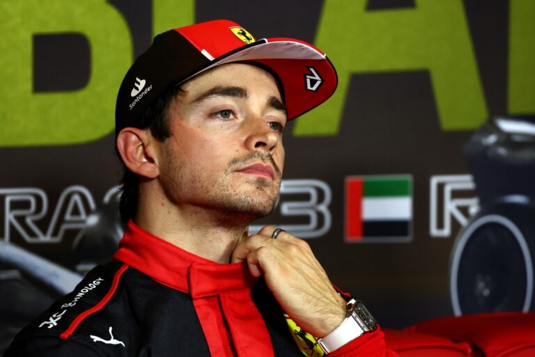 Horner: Ferrari seria ‘louca’ se não renovasse o contrato de Leclerc com a F1