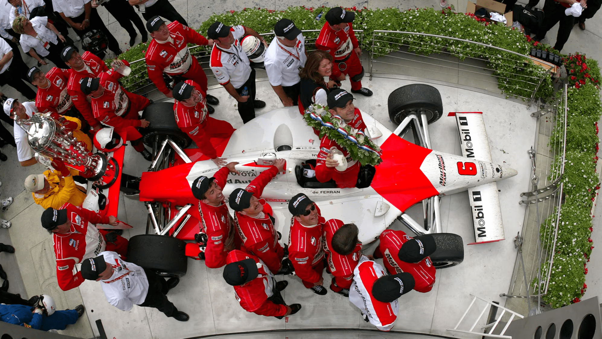 Falecimento de Gil de Ferran, Ex-Diretor Esportivo da McLaren e Vencedor da Indy 500 aos 56 Anos Falecimento de Gil de Ferran, Ex-Diretor Esportivo da McLaren e Vencedor da Indy 500 aos 56 Anos
