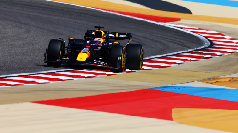 Verstappen Lidera Testes Pré-Temporada no Bahrein com Destaque