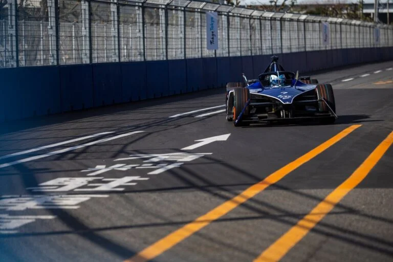 Max Guenther Triunfa no Primeiro E-Prix de Tóquio, Marcando História na Fórmula E