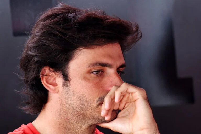 Carlos Sainz Atualiza Sobre Seu Futuro na F1 em Meio a Interesse da Williams