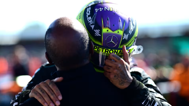 Lewis Hamilton Revela Seus Desafios Emocionais Lewis Hamilton Revela Seus Desafios Emocionais