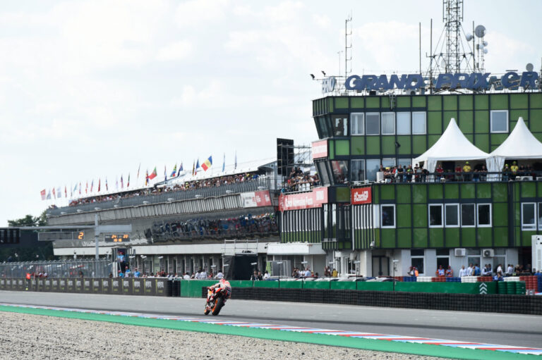 Retorno de Brno ao MotoGP em 2025 com Contrato de Múltiplos Anos Retorno de Brno ao MotoGP em 2025 com Contrato de Múltiplos Anos