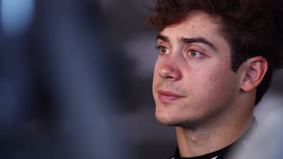 Colapinto avalia desafios em estreia pela Alpine na F1 e busca evolução