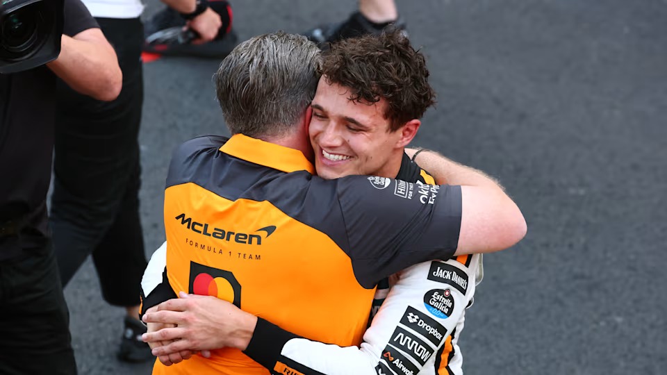 Lando Norris celebra primeira vitória no GP de Mônaco e realiza sonho de infância