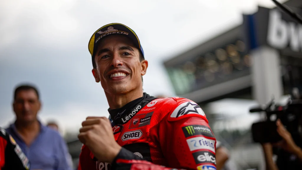 Marc Márquez revela ‘preocupação’ com Fermín Aldeguer no triunfo da Áustria na MotoGP Marc Márquez revela ‘preocupação’ com Fermín Aldeguer no triunfo da Áustria na MotoGP