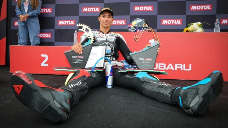 Primeiro teste de MotoGP Yamaha V4 de Toprak Razgatlioglu revelado