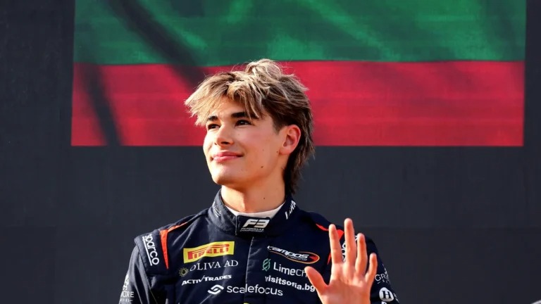 Nikola Tsolov, piloto júnior da Red Bull, confirmado para F2 em 2026: conquistas e expectativas