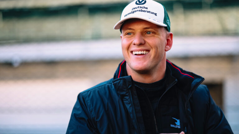 Mick Schumacher se junta à RLL em mudança para a IndyCar.