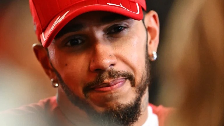 Lewis Hamilton se separa de seu empresário em mais uma grande mudança antes da nova temporada da F1.