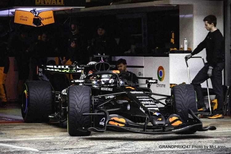 Andrea Stella diz que desenvolver o MCL40 da McLaren é como construir um avião enquanto ele está voando