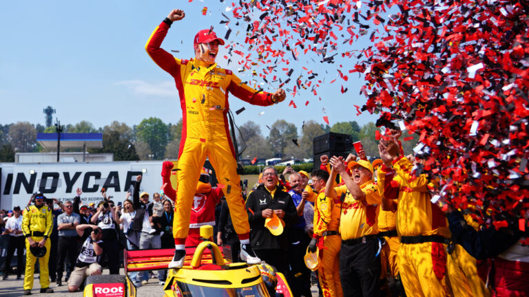 Alex Palou conquista a vitória na IndyCar em Barber.