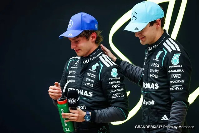 “George Russell está perdendo o sono com a ascensão de Kimi Antonelli?”