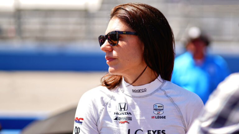Katherine Legge confirmada para a Indy 500 com AJ Foyt