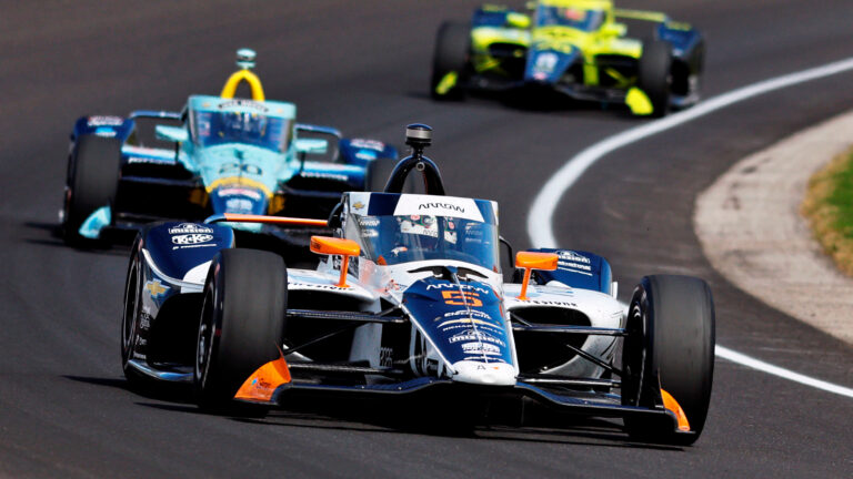 Pato O’Ward é o mais rápido, enquanto Takuma Sato antecipa o ritmo de classificação para as 500 Milhas de Indianápolis.