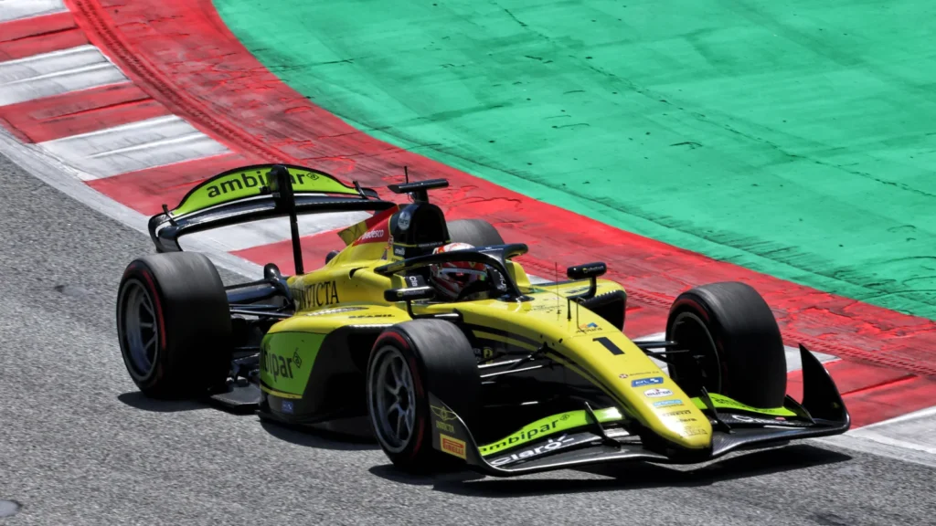 Rafa Camara conquista sua primeira vitória na F2 em Barcelona.