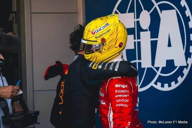 “Lando Norris diz que Lewis Hamilton pode mandar o dedo do meio para os críticos após vitória em Barcelona” “Lando Norris diz que Lewis Hamilton pode mandar o dedo do meio para os críticos após vitória em Barcelona”