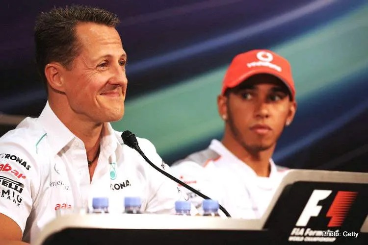 Será que Lewis Hamilton pode ser a nova história de Michael Schumacher na Ferrari? Será que Lewis Hamilton pode ser a nova história de Michael Schumacher na Ferrari?