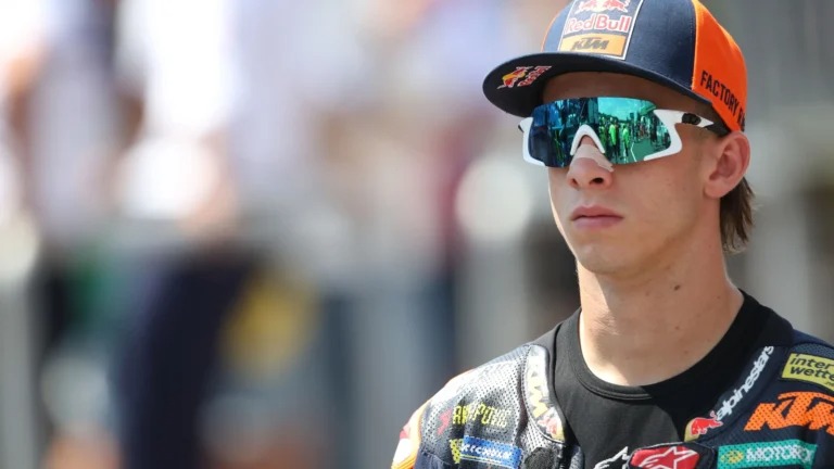 Pedro Acosta será o companheiro de equipe de Marc Márquez na Ducati oficial para a temporada de 2027 da MotoGP. Pedro Acosta será o companheiro de equipe de Marc Márquez na Ducati oficial para a temporada de 2027 da MotoGP.