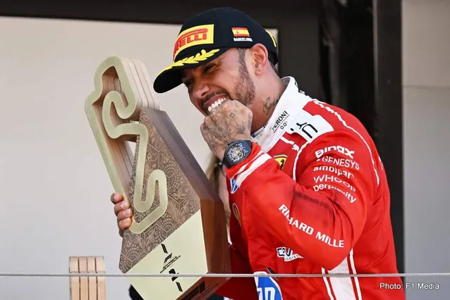“Grande Prêmio de Barcelona-Catalunha: Bem-vindo de volta, Sir Lewis Hamilton, vitória 106 e de Ferrari” “Grande Prêmio de Barcelona-Catalunha: Bem-vindo de volta, Sir Lewis Hamilton, vitória 106 e de Ferrari”