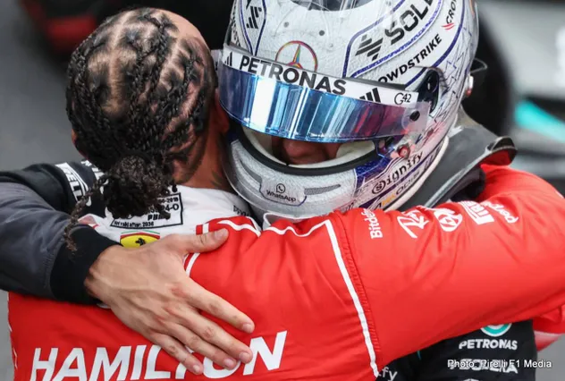 “Lewis Hamilton: Estou muito, muito grato por poder testemunhar o incrível Kimi Antonelli em seu momento” “Lewis Hamilton: Estou muito, muito grato por poder testemunhar o incrível Kimi Antonelli em seu momento”