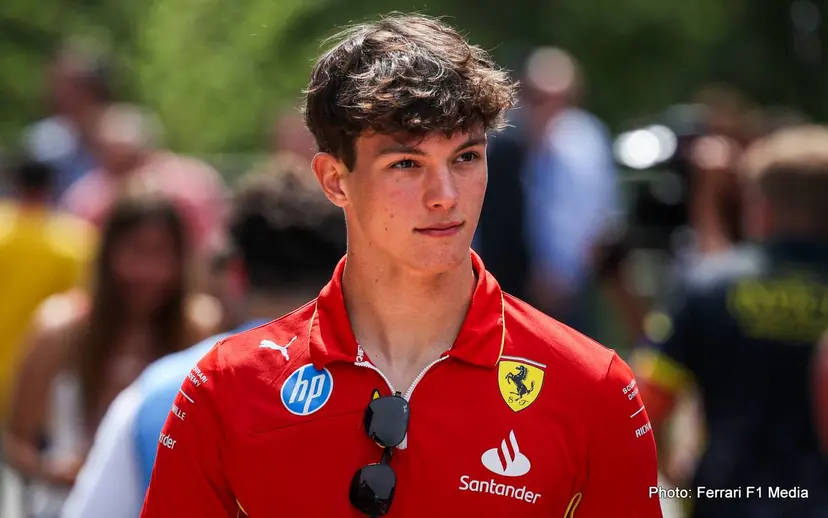 “Oliver Bearman admite que o ressurgimento de Lewis Hamilton na Ferrari é ‘especial’, mas ‘não o ideal’ para ele” “Oliver Bearman admite que o ressurgimento de Lewis Hamilton na Ferrari é ‘especial’, mas ‘não o ideal’ para ele”