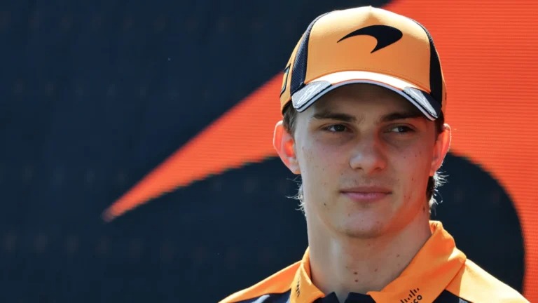 Oscar Piastri descreve melhorias na McLaren com uma admissão alarmante.