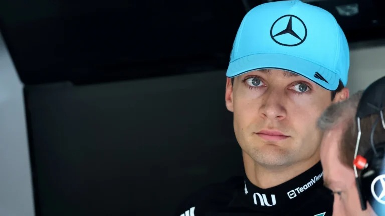 George Russell acrescenta revés na largada contra a Hungria à sua lista de conquistas.