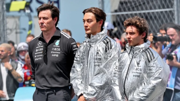 Toto Wolff lança ataque preventivo contra potencial rivalidade da Mercedes pelo título da F1 Toto Wolff lança ataque preventivo contra potencial rivalidade da Mercedes pelo título da F1