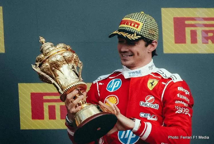 “Charles Leclerc sabe que não se tornou um piloto ruim da noite para o dia.” “Charles Leclerc sabe que não se tornou um piloto ruim da noite para o dia.”