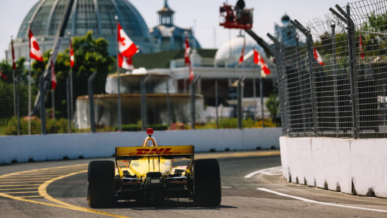 Atrasos na construção da pista ameaçam o calendário da IndyCar em Markham. Atrasos na construção da pista ameaçam o calendário da IndyCar em Markham.
