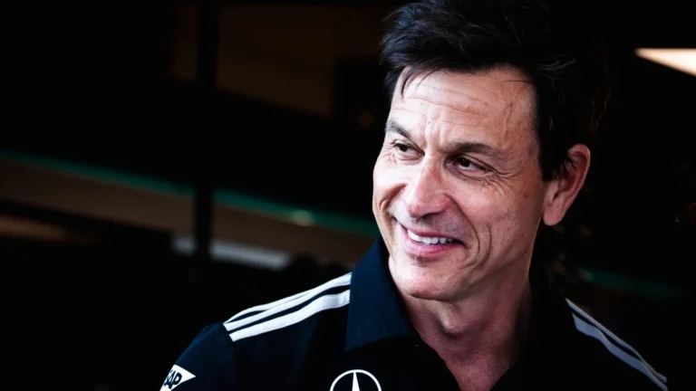 Toto Wolff descreve abordagem ‘estratégica’ para as próximas atualizações da Mercedes na Fórmula 1. Toto Wolff descreve abordagem ‘estratégica’ para as próximas atualizações da Mercedes na Fórmula 1.