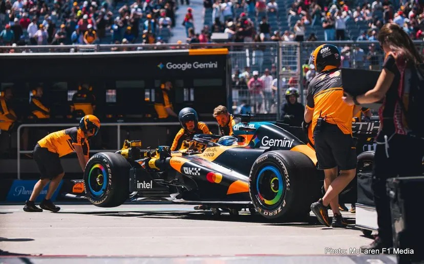 “Andrea Stella admite que a disputa pelo título da Fórmula 1 em 2025 prejudicou a McLaren ao fazer um balanço da temporada de 2026 até o momento.” “Andrea Stella admite que a disputa pelo título da Fórmula 1 em 2025 prejudicou a McLaren ao fazer um balanço da temporada de 2026 até o momento.”