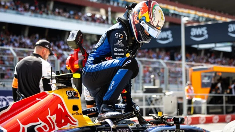 Nikola Tsolov pretende voltar mais forte após as férias de verão da F2. Nikola Tsolov pretende voltar mais forte após as férias de verão da F2.