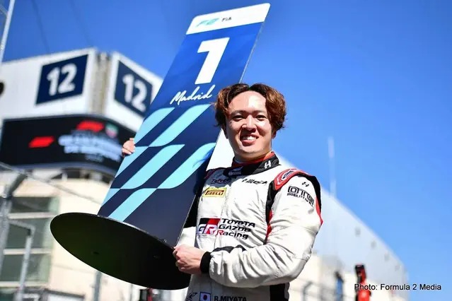Relatório da Fórmula 2: Ritomo Miyata finalmente alcança o sucesso na F2 com duplo pódio em Madri Relatório da Fórmula 2: Ritomo Miyata finalmente alcança o sucesso na F2 com duplo pódio em Madri