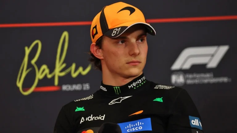 Oscar Piastri admite que a McLaren ‘não tem chances’ após a derrota para a Mercedes na F1. Oscar Piastri admite que a McLaren ‘não tem chances’ após a derrota para a Mercedes na F1.