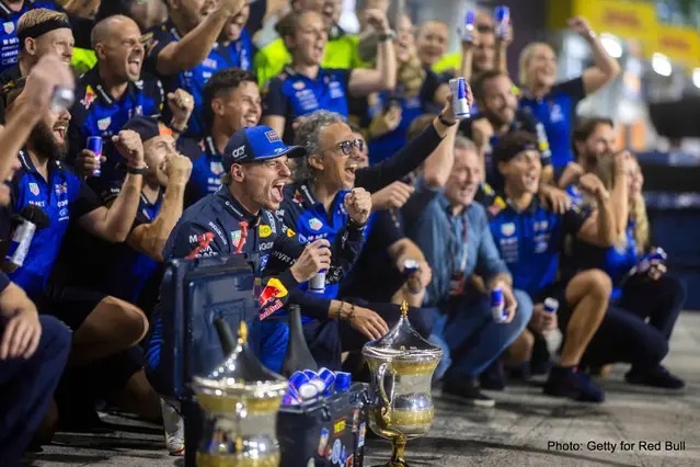 “Max Verstappen: A primeira vitória histórica da Red Bull Ford é algo de que todos deveriam se orgulhar”